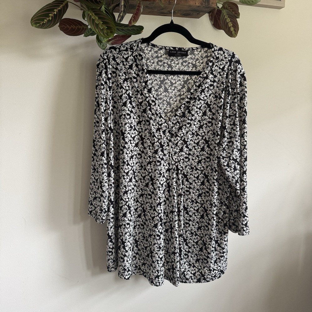 Lane Bryant Black White Floral Faux Wrap Tunic Blouse Top Size 18/20